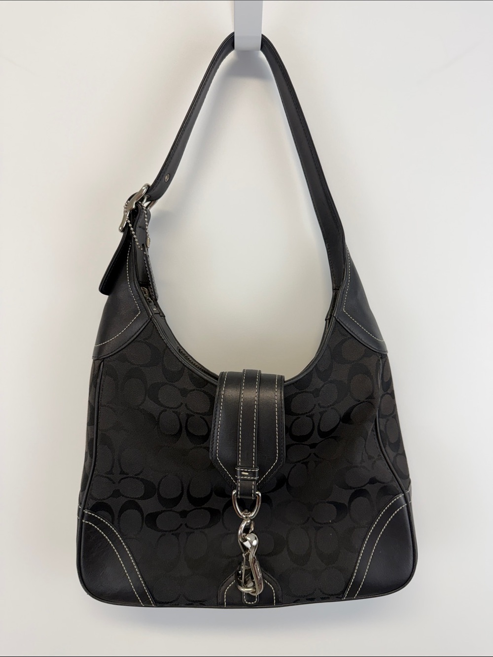 Vintage Coach Hamptons Clip Hobo Black Signature C Monogram Shoulder Bag Y2K